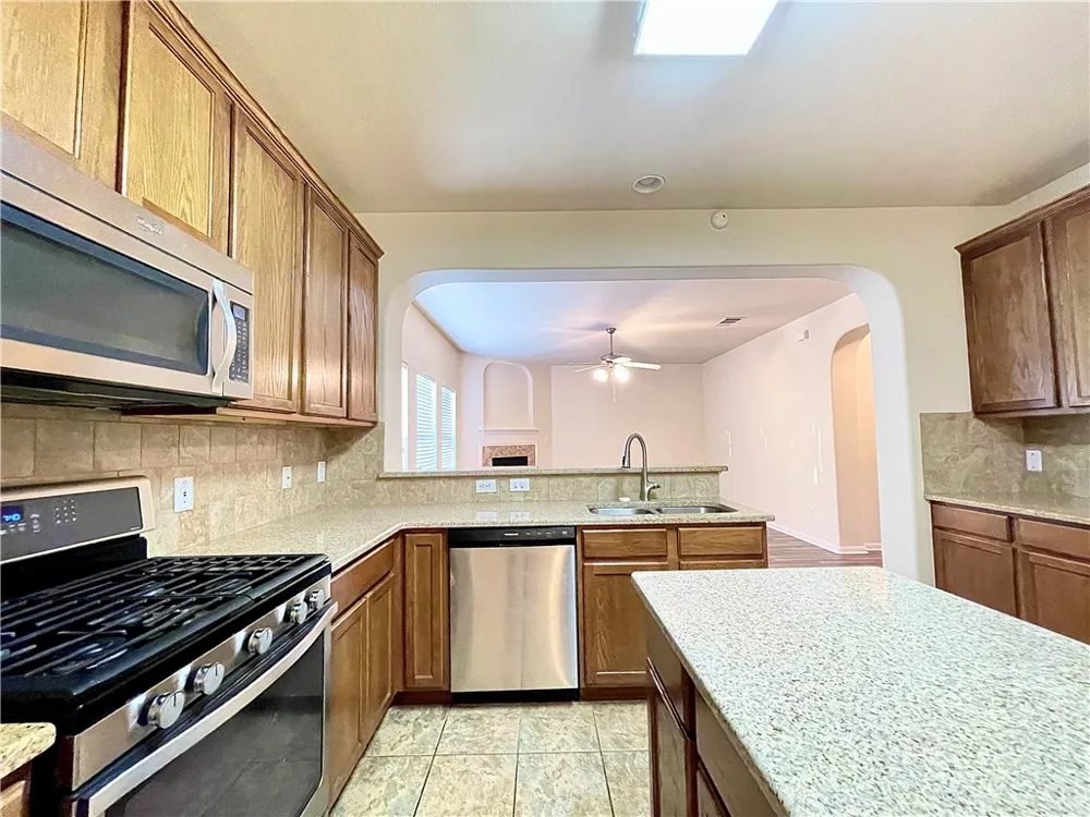906 Mesquite Hollow Place Round Rock, TX 78665