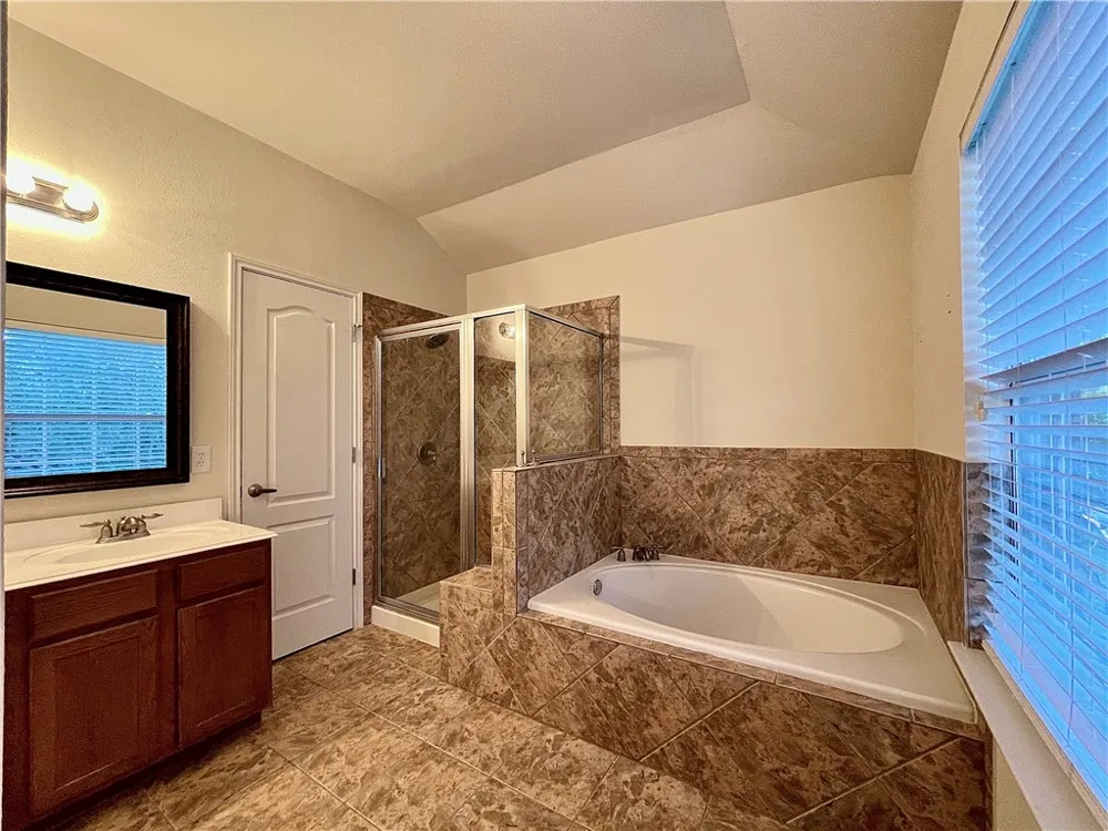 906 Mesquite Hollow Place Round Rock, TX 78665