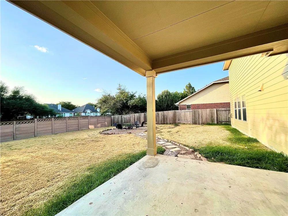 906 Mesquite Hollow Place Round Rock, TX 78665
