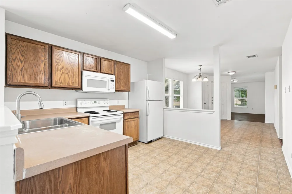 5708 Colinton Avenue Austin, TX 78754