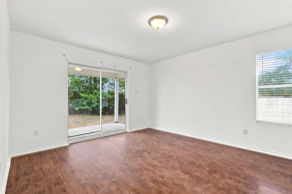 5708 Colinton Avenue Austin, TX 78754