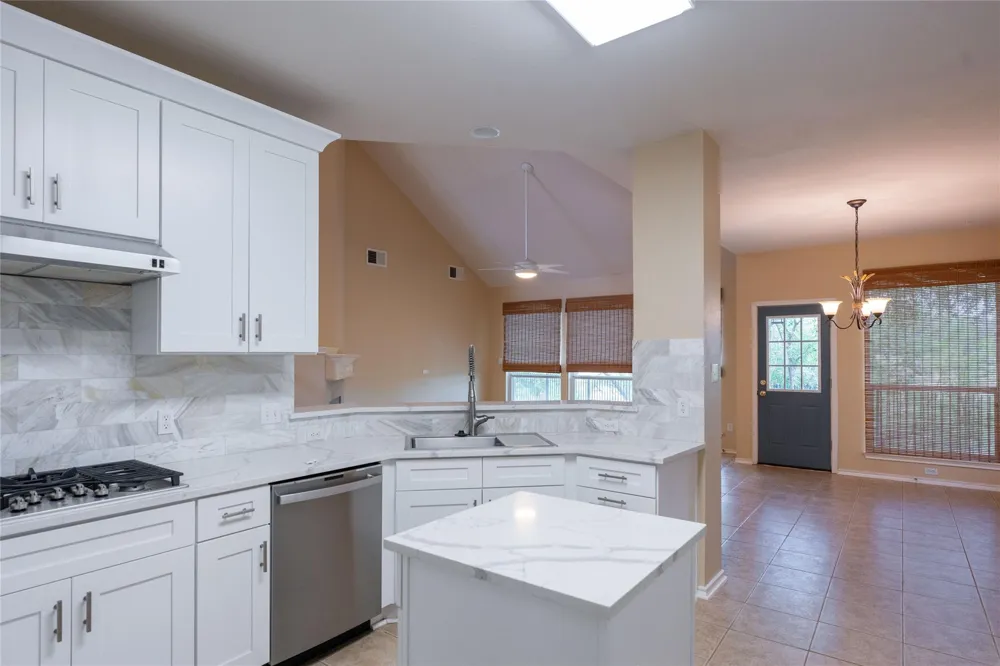 1106 Camden Cove Cedar Park, TX 78613