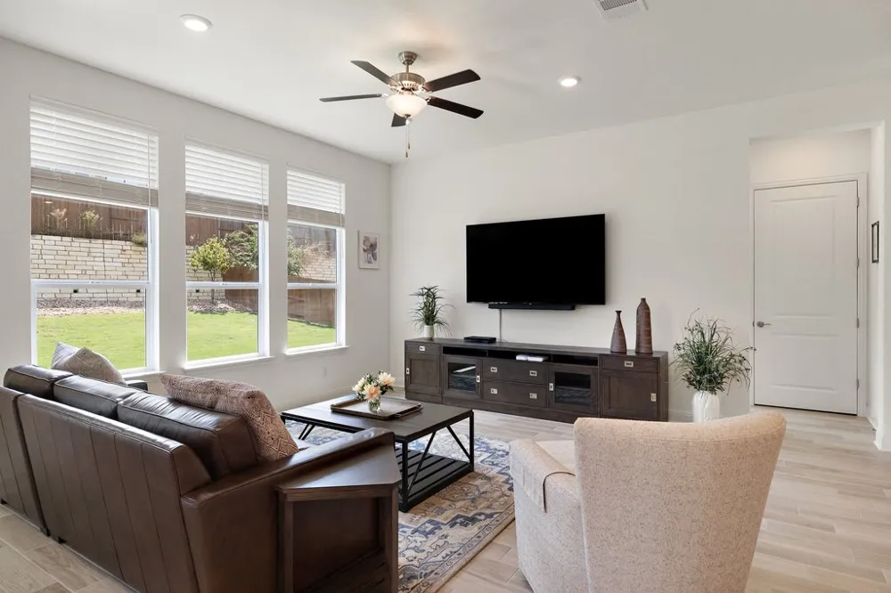 5913 Cimarron Ridge Lane Austin, TX 78738