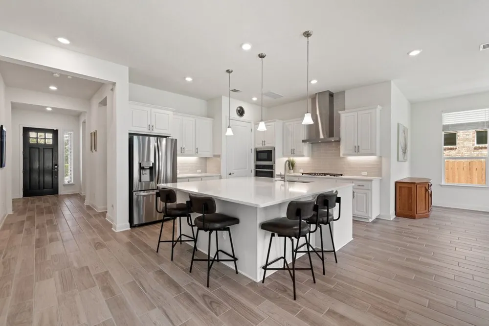 5913 Cimarron Ridge Lane Austin, TX 78738