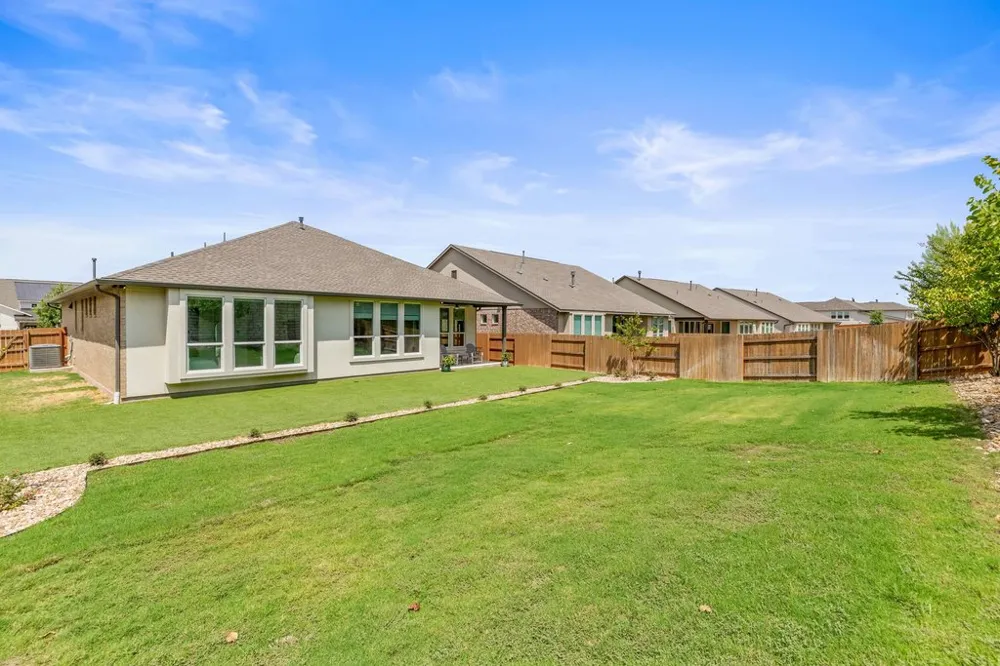 5913 Cimarron Ridge Lane Austin, TX 78738
