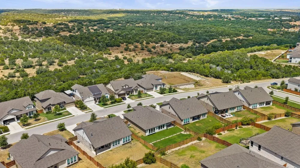 5913 Cimarron Ridge Lane Austin, TX 78738