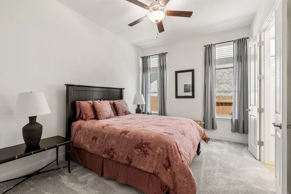 5913 Cimarron Ridge Lane Austin, TX 78738