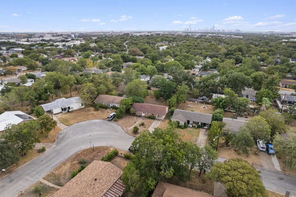 201 Cinderella Drive Austin, TX 78752