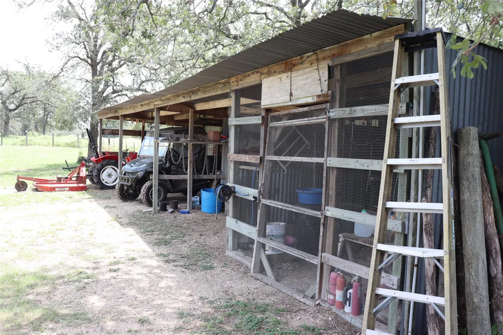 10105 Fm 86 Lockhart, TX 78644