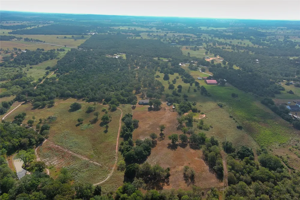 10105 Fm 86 Lockhart, TX 78644