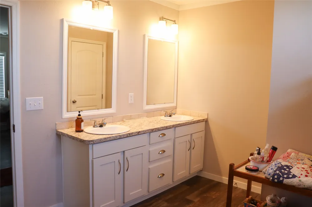 10105 Fm 86 Lockhart, TX 78644