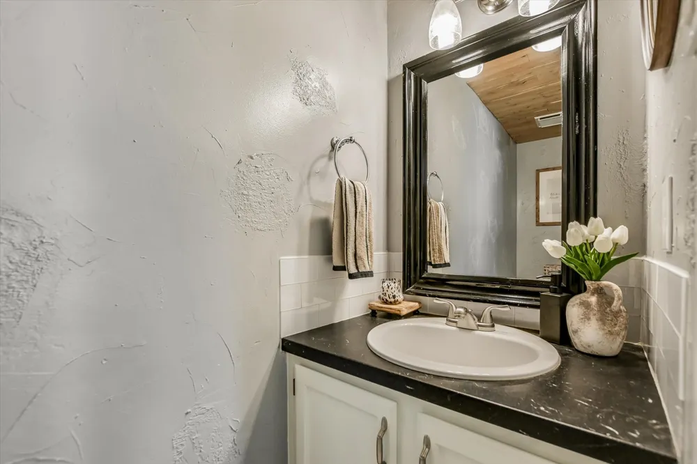 501 Battlecreek Lane Leander, TX 78641