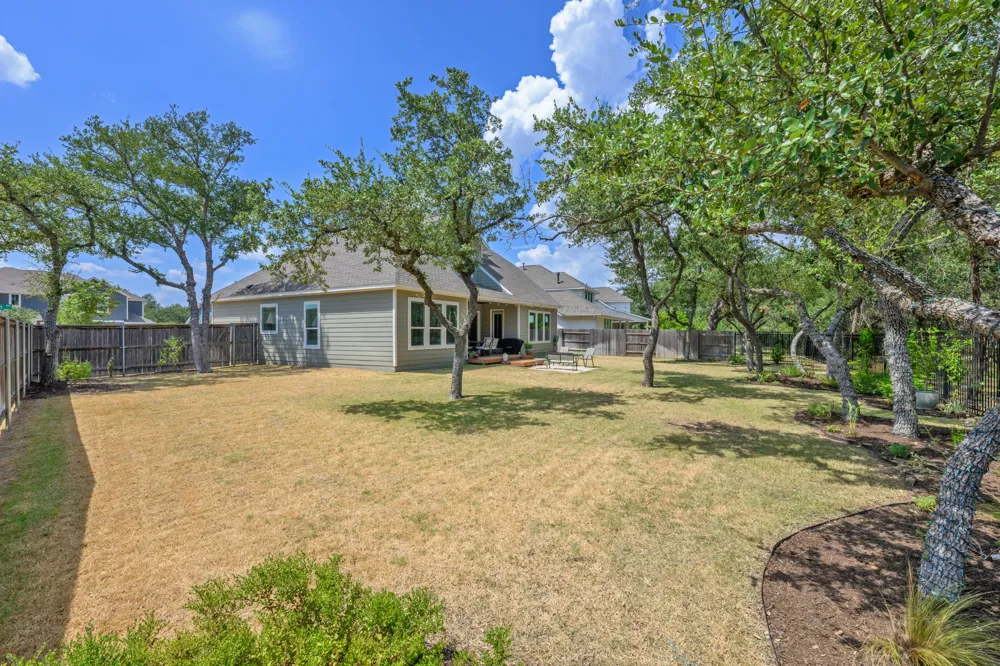 1942 Headwaters Boulevard Dripping Springs, TX 78620