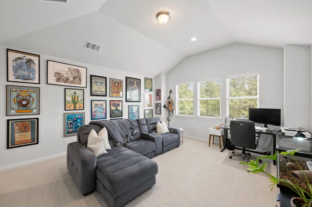 1942 Headwaters Boulevard Dripping Springs, TX 78620