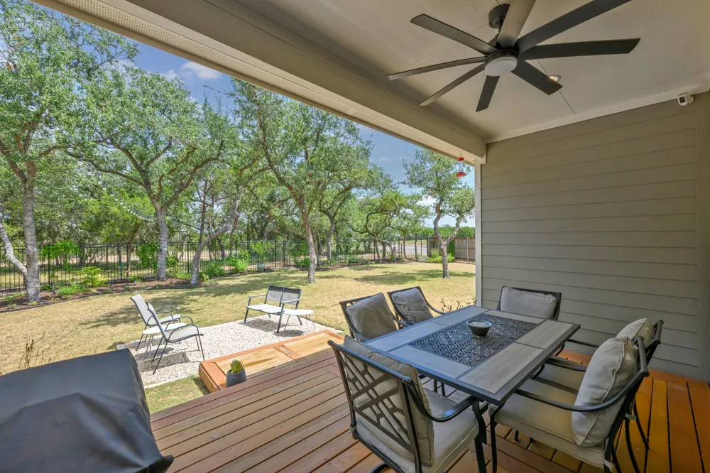 1942 Headwaters Boulevard Dripping Springs, TX 78620