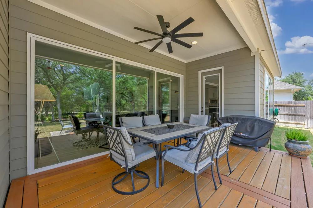 1942 Headwaters Boulevard Dripping Springs, TX 78620