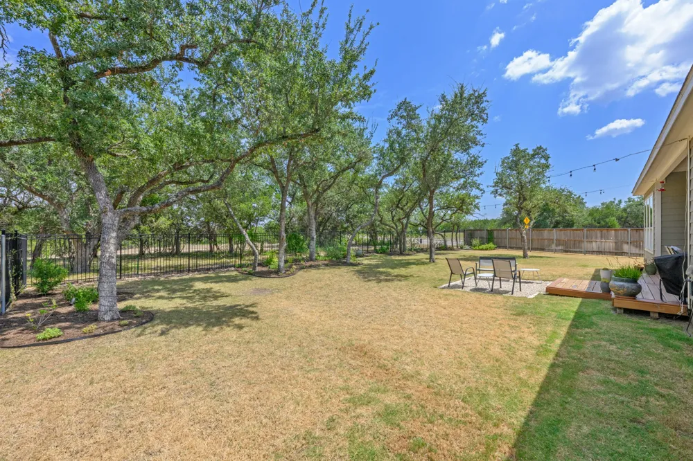 1942 Headwaters Boulevard Dripping Springs, TX 78620