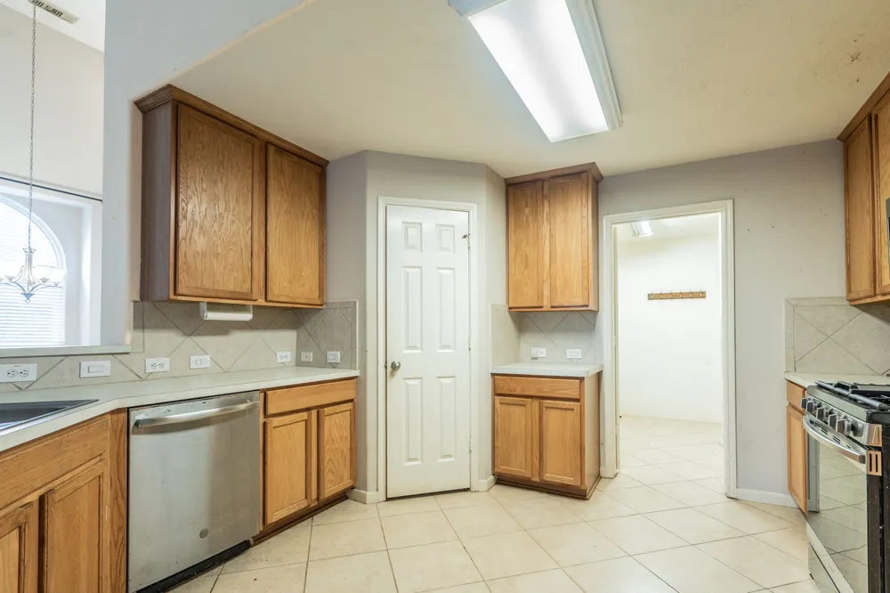 2542 Golden Fork Drive Katy, TX 77494