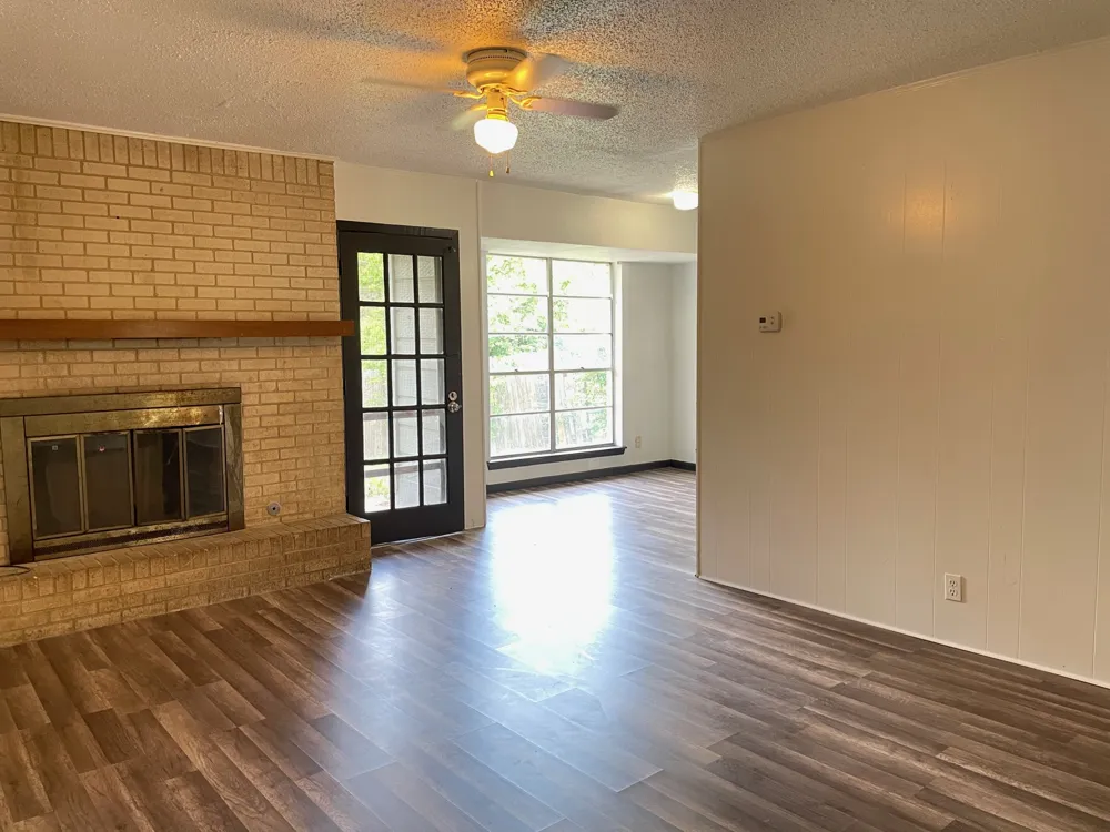 2015 Greenbrook Parkway #B Austin, TX 78723