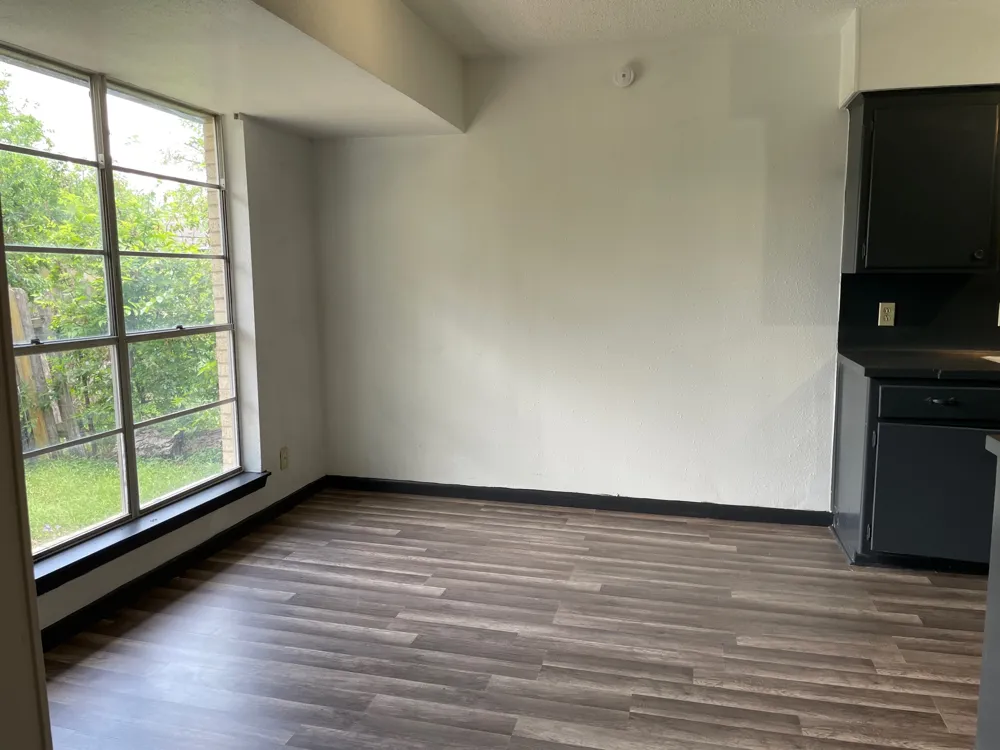 2015 Greenbrook Parkway #B Austin, TX 78723