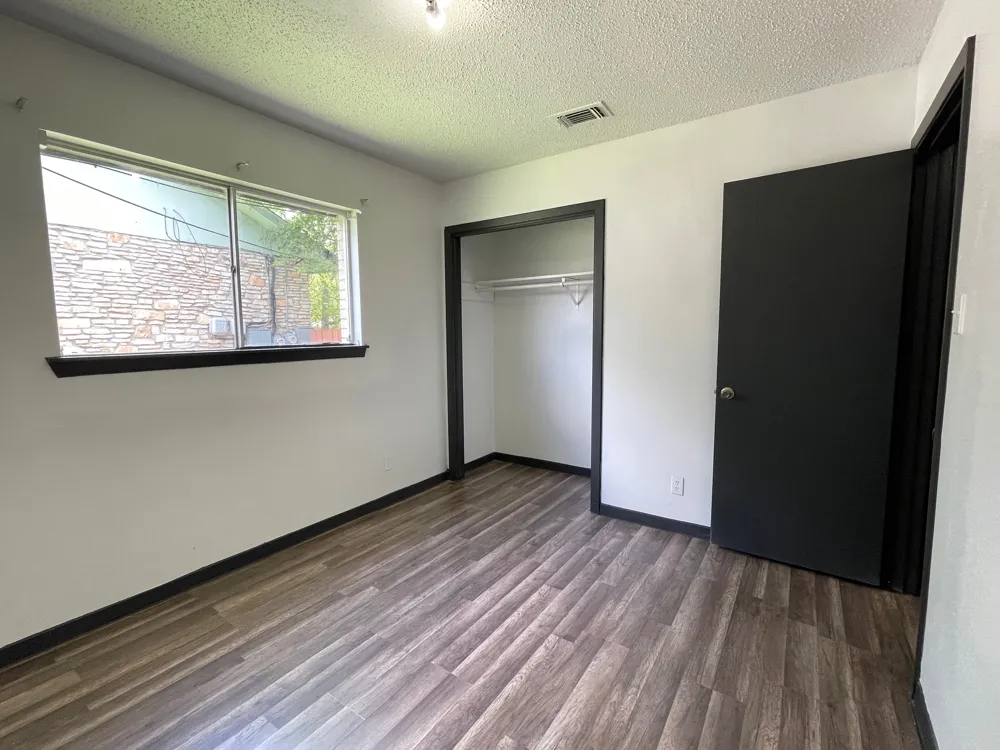 2015 Greenbrook Parkway #B Austin, TX 78723