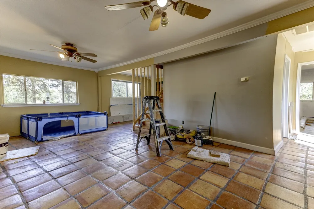 358 Elm Forest Loop Cedar Creek, TX 78612