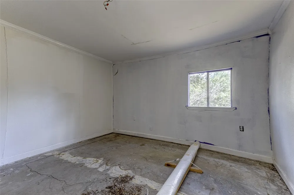 358 Elm Forest Loop Cedar Creek, TX 78612