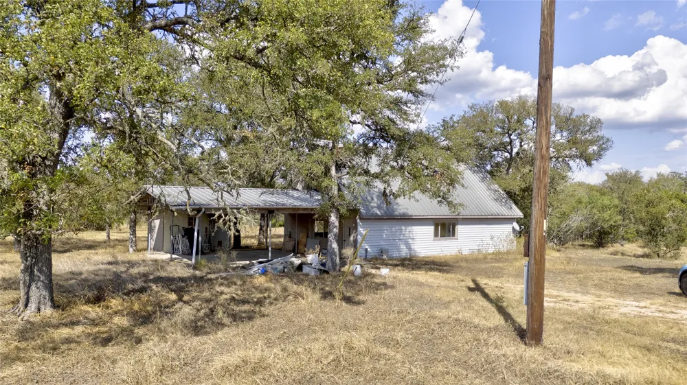 358 Elm Forest Loop Cedar Creek, TX 78612