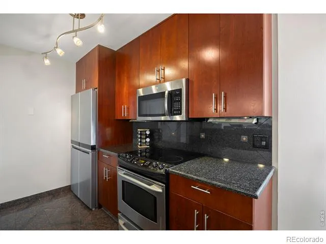1625 Larimer Street #2105 Denver, CO 80202
