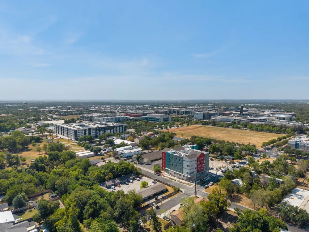 1302 E 52nd Street Austin, TX 78723