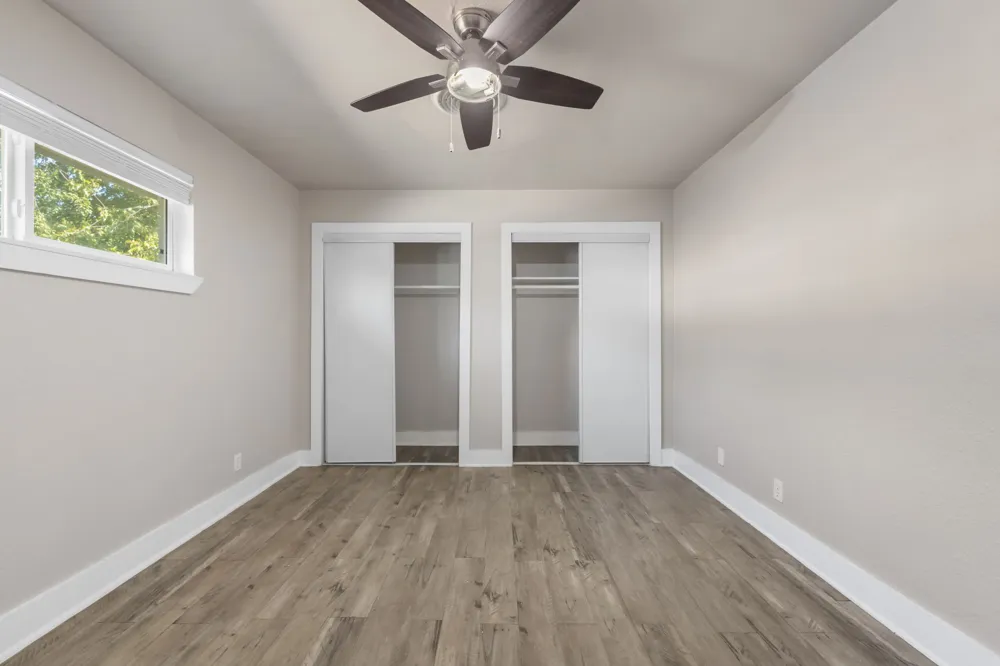 1302 E 52nd Street Austin, TX 78723