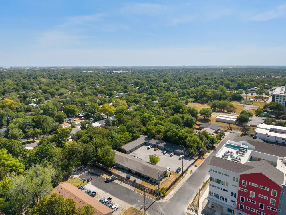 1302 E 52nd Street Austin, TX 78723