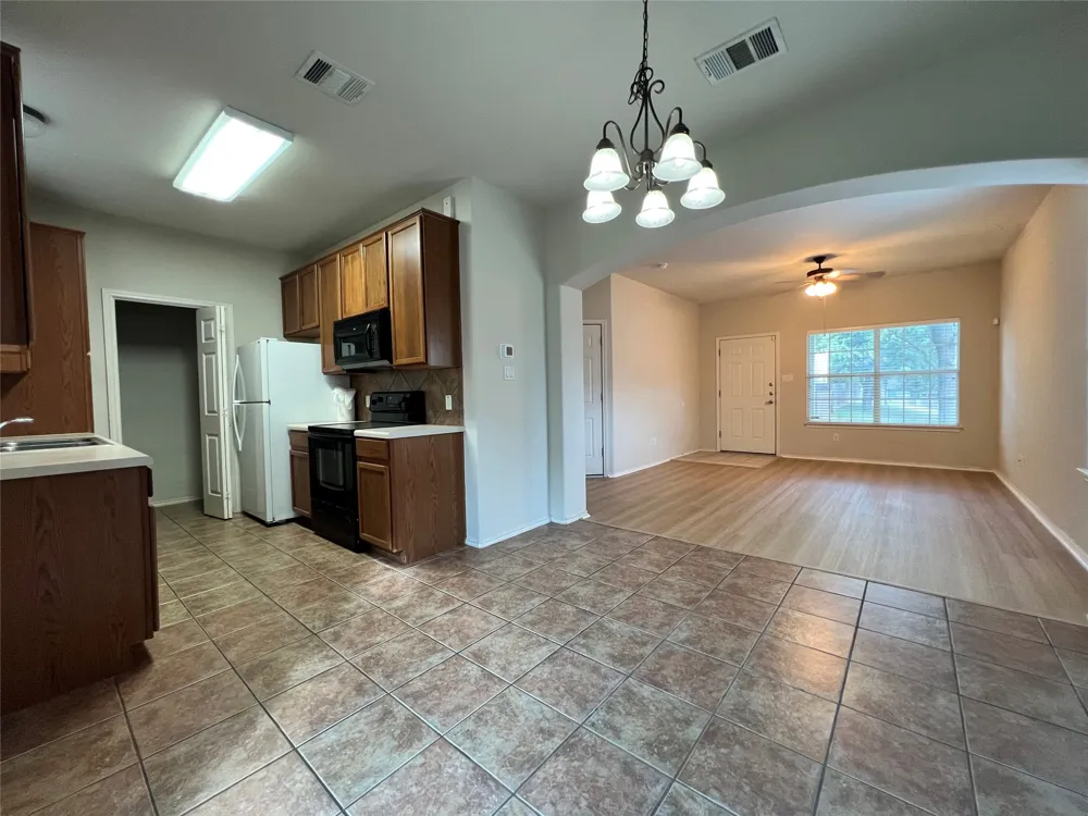 2632 Century Park Boulevard #32 Austin, TX 78727