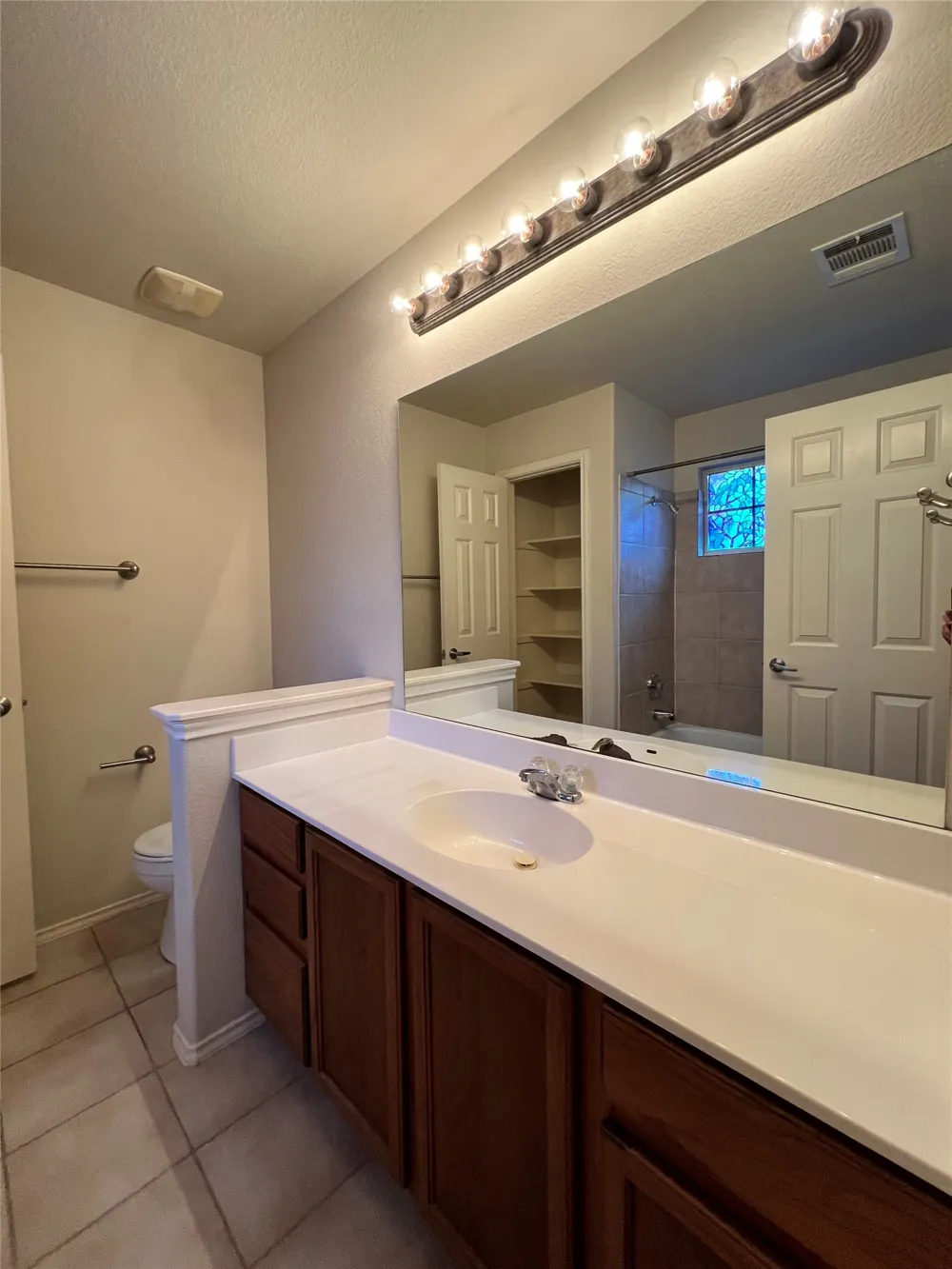 2632 Century Park Boulevard #32 Austin, TX 78727