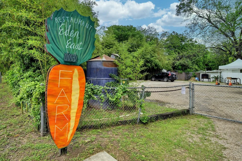 910 Bret Lane #A Austin, TX 78721