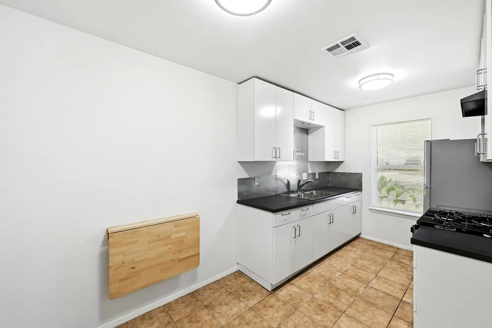 910 Bret Lane #A Austin, TX 78721