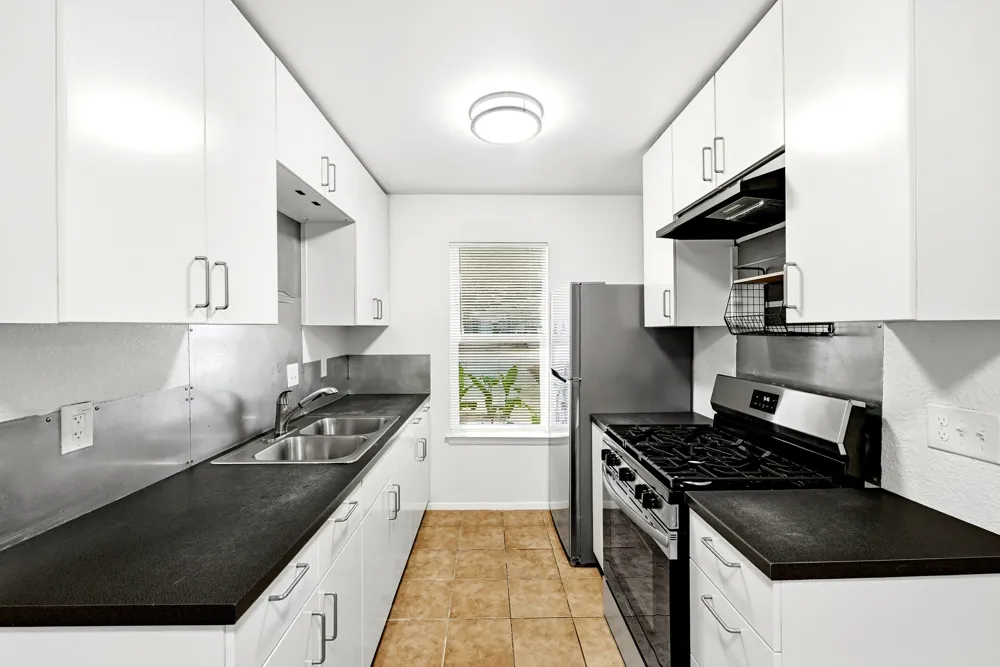 910 Bret Lane #A Austin, TX 78721