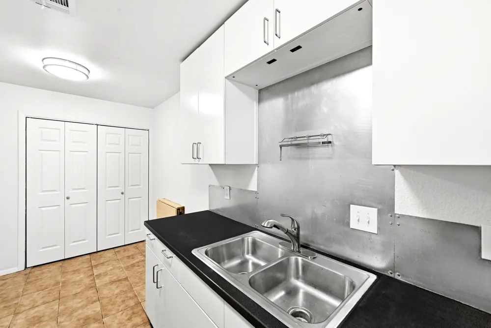 910 Bret Lane #A Austin, TX 78721
