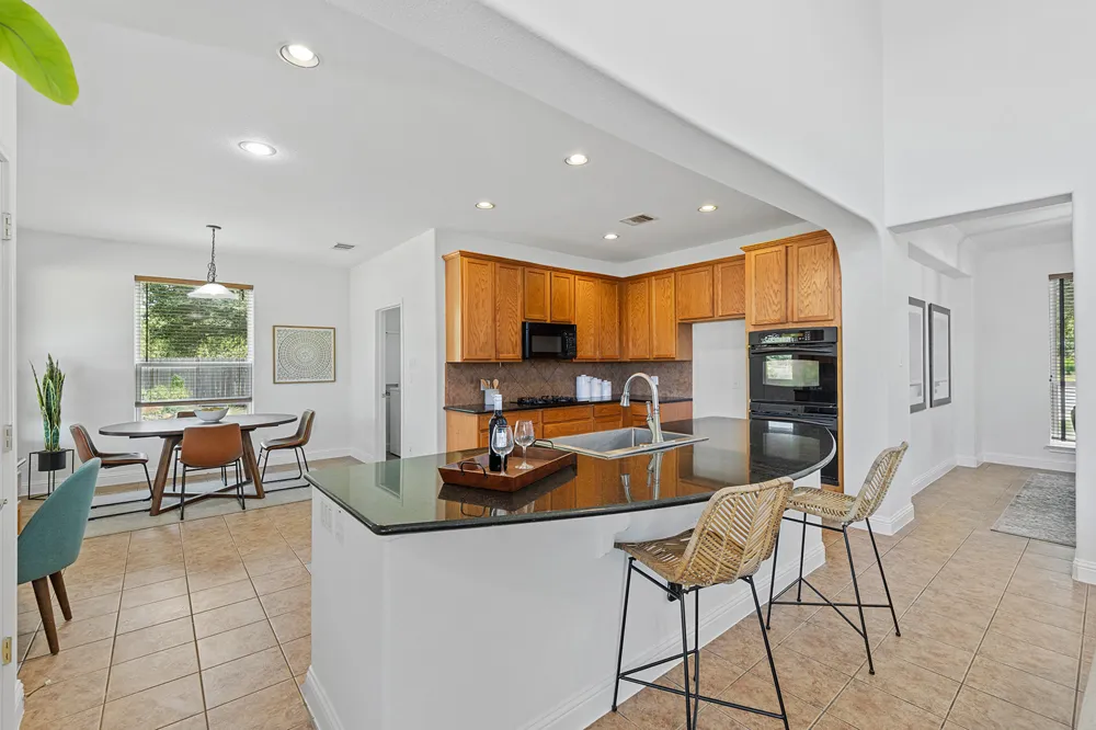2704 Covington Place Round Rock, TX 78681