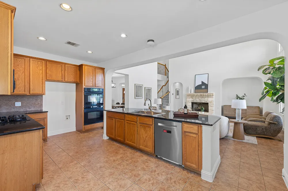 2704 Covington Place Round Rock, TX 78681