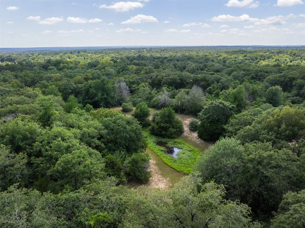 422 Private Road 7051 Road Milano, TX 76556