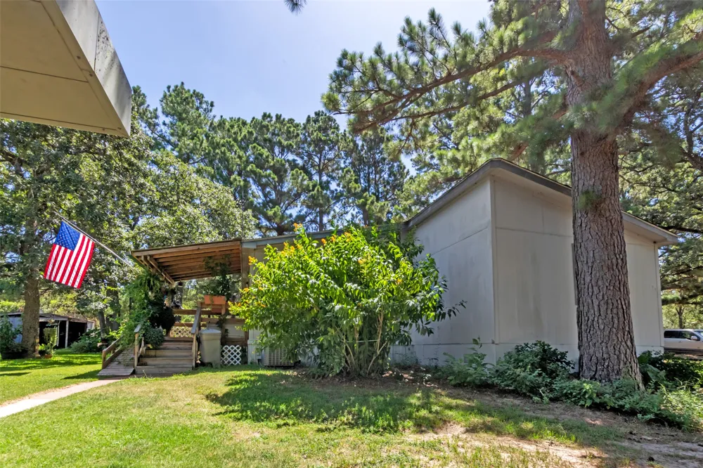 422 Private Road 7051 Road Milano, TX 76556