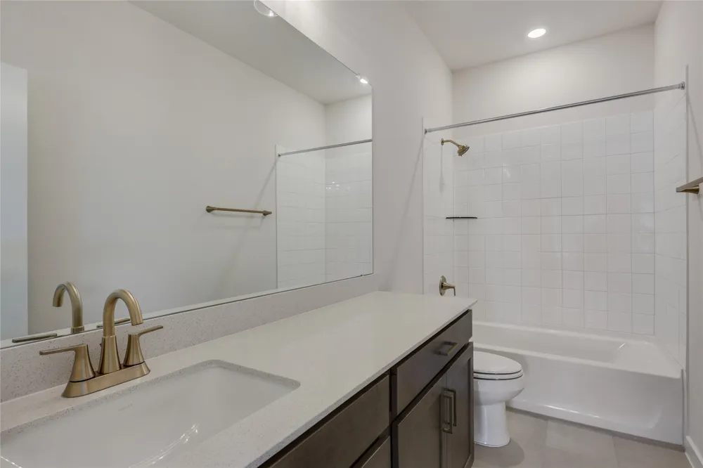 261 Crater Lake Drive Dripping Springs, TX 78620
