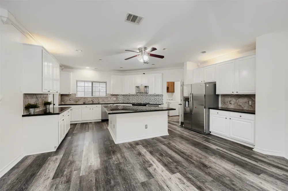 2310 McKendrick Drive Cedar Park, TX 78613