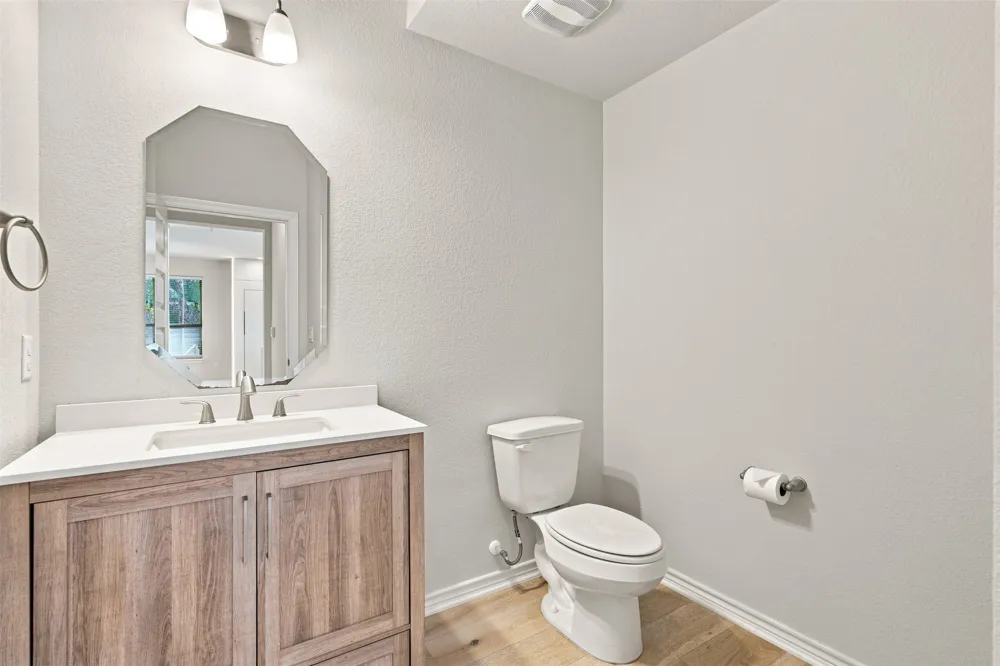 14300 McCoy Loop #21 Austin, TX 78717