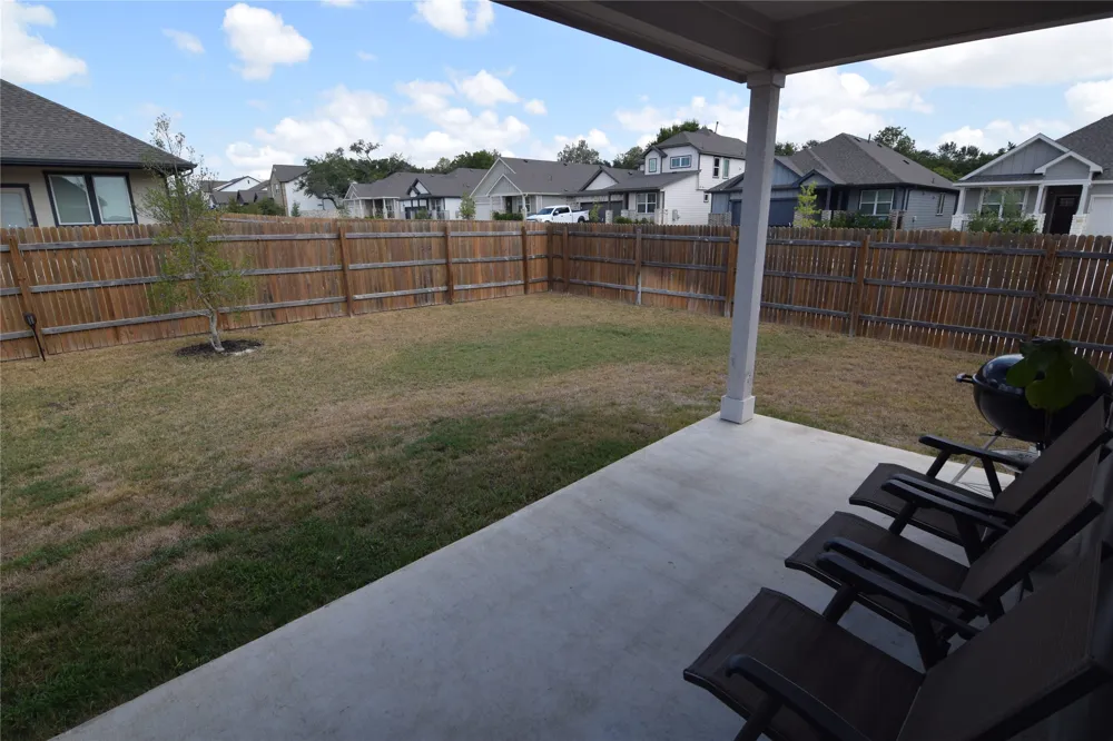 100 Corral Cove Kyle, TX 78640