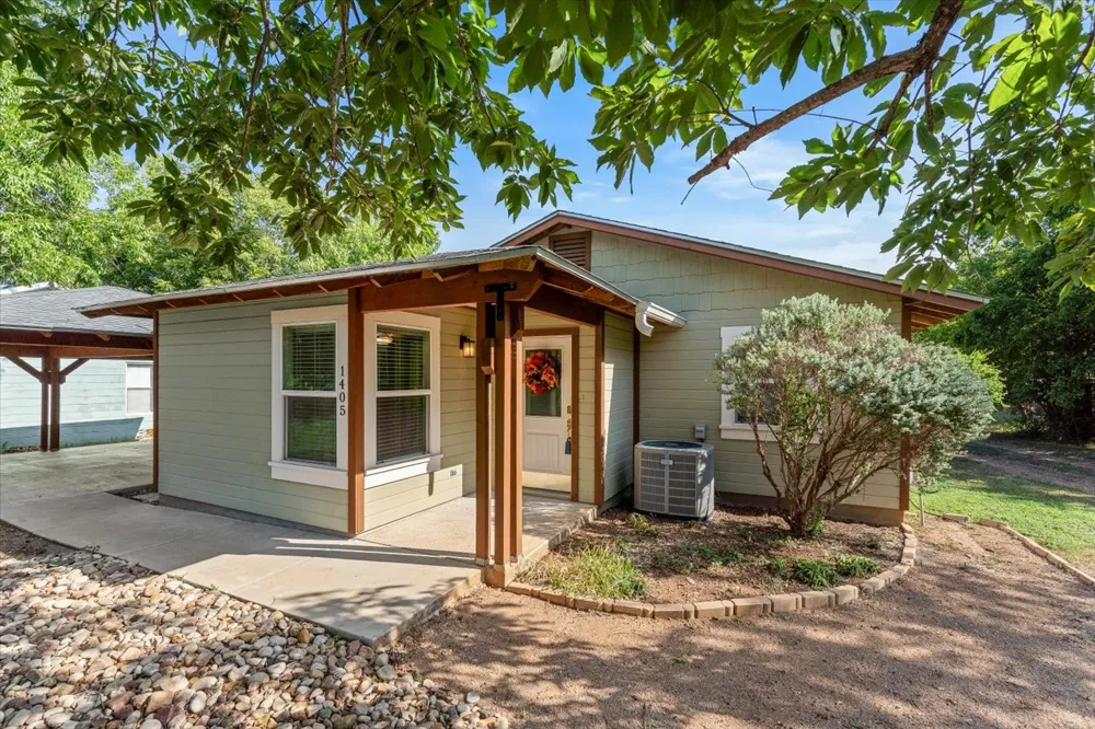 1405 Johnson Street Marble Falls, TX 78654