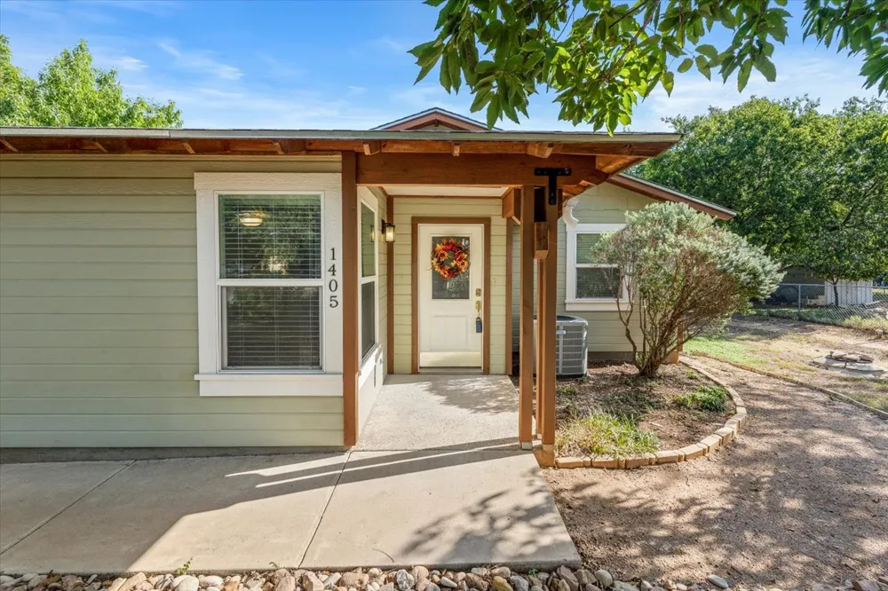 1405 Johnson Street Marble Falls, TX 78654