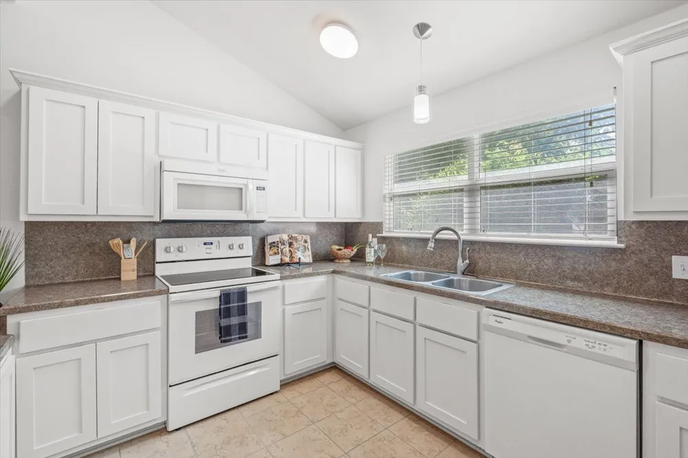 1405 Johnson Street Marble Falls, TX 78654