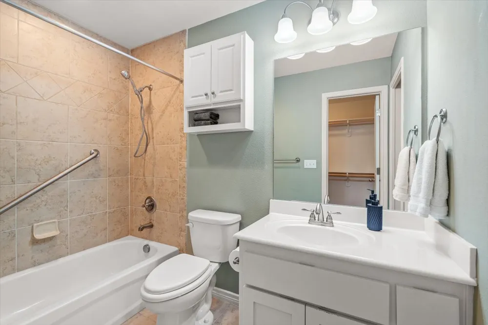 1405 Johnson Street Marble Falls, TX 78654